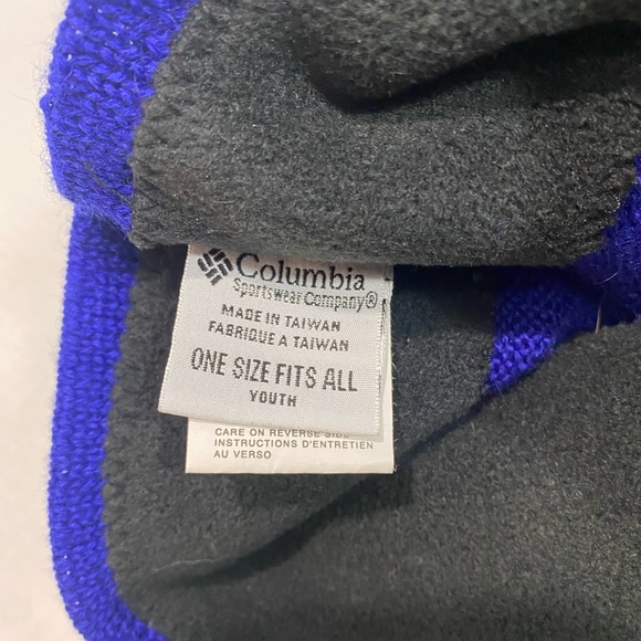 Columbia and Nike || bundle winter Youth hats - Picture 7 of 11